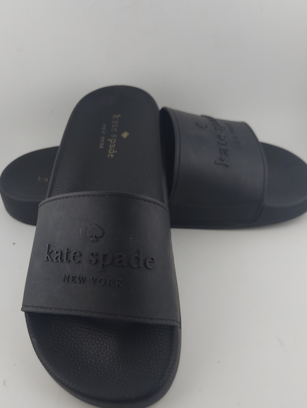 kate spade Black Embossed Logo Slide Sandals(read)